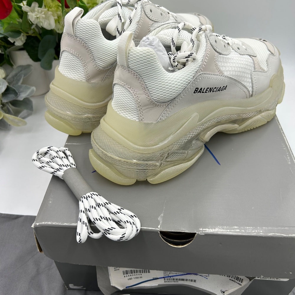 Women’s Balenciaga triple S clear sole sneakers. Size 41. NWT. - Picture 3 of 9
